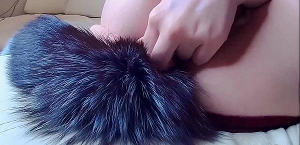  Hot Sexy Fox Masturbate Pussy Dildo with Butt Plug and Orgasm